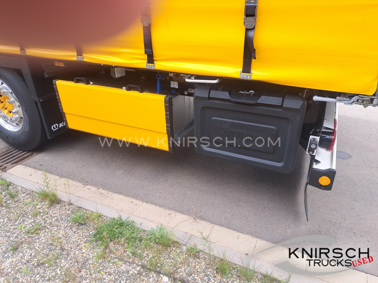 KRONE Profi Liner SDP 27 XL, Getränke, Daimler 9.5 - Rimorkio me tendë: foto 5 KRONE Profi Liner SDP 27 XL, Getränke, Daimler 9.5 - Rimorkio me tendë: foto 5