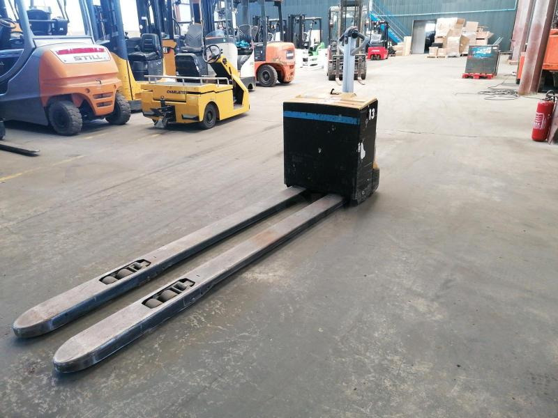 Caterpillar NPP20N2 - Pirun paletash: foto 1 Caterpillar NPP20N2 - Pirun paletash: foto 1