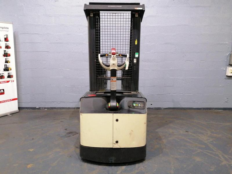 Crown SHR5540-1.6 - Stivosës: foto 4 Crown SHR5540-1.6 - Stivosës: foto 4