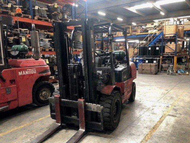 Hangcha R45G - Pirun më gaz: foto 4 Hangcha R45G - Pirun më gaz: foto 4