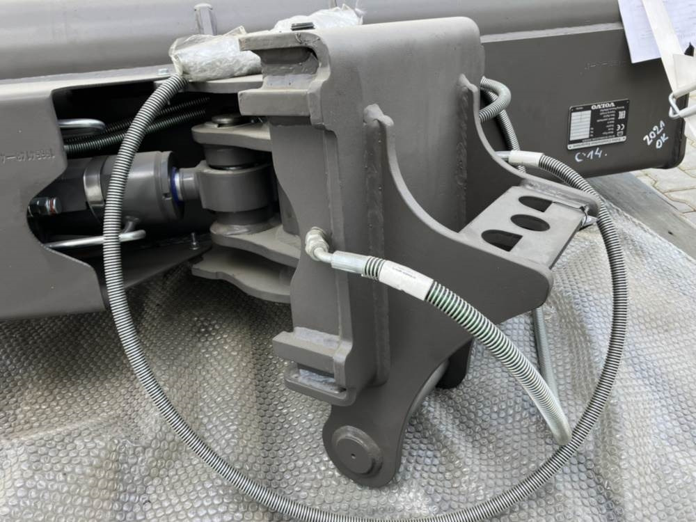 Volvo Böschungslöffel schwenkbar - Fadromë me shkarkim nga prapa: foto 3 Volvo Böschungslöffel schwenkbar - Fadromë me shkarkim nga prapa: foto 3