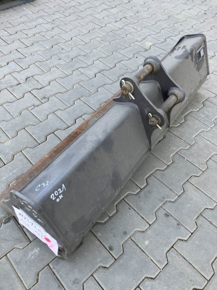 Volvo Böschungslöffel starr - Festanbau - Fadromë me shkarkim nga prapa: foto 3 Volvo Böschungslöffel starr - Festanbau - Fadromë me shkarkim nga prapa: foto 3