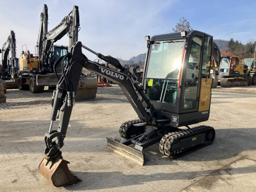 Volvo EC18E Electric - Miniekskavator: foto 4 Volvo EC18E Electric - Miniekskavator: foto 4