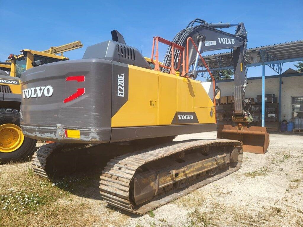 Volvo EC220EL - Ekskavator me zinxhirë: foto 2 Volvo EC220EL - Ekskavator me zinxhirë: foto 2