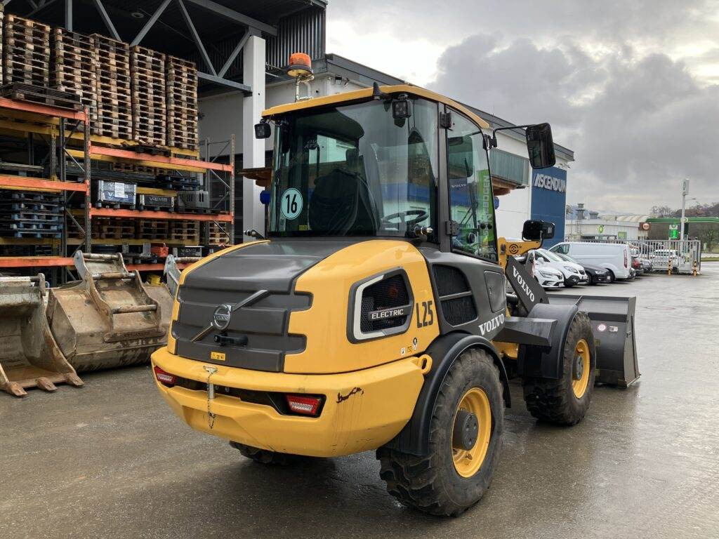 Volvo JL25H Electric - Mini fadrom: foto 2 Volvo JL25H Electric - Mini fadrom: foto 2