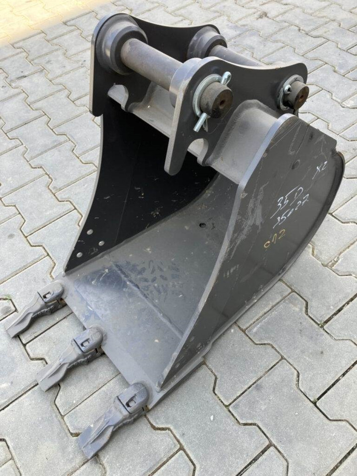 Volvo Tieflöffel mit Zähnen - Festanbau - Fadromë me shkarkim nga prapa: foto 2 Volvo Tieflöffel mit Zähnen - Festanbau - Fadromë me shkarkim nga prapa: foto 2