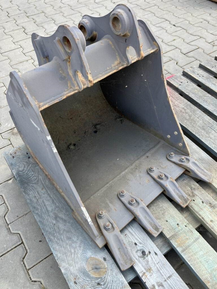 Volvo Tieflöffel mit Zähnen - Festanbau - Fadromë me shkarkim nga prapa: foto 1 Volvo Tieflöffel mit Zähnen - Festanbau - Fadromë me shkarkim nga prapa: foto 1