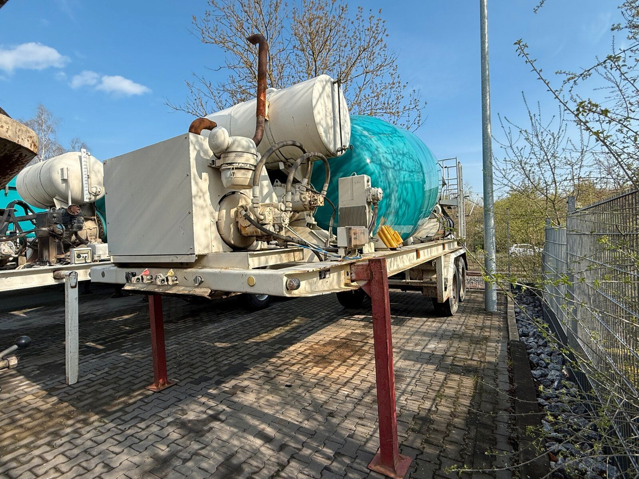 Betonmischer-Auflieger Stetter 10 m³ mit Motor - Autobetoniere: foto 3 Betonmischer-Auflieger Stetter 10 m³ mit Motor - Autobetoniere: foto 3