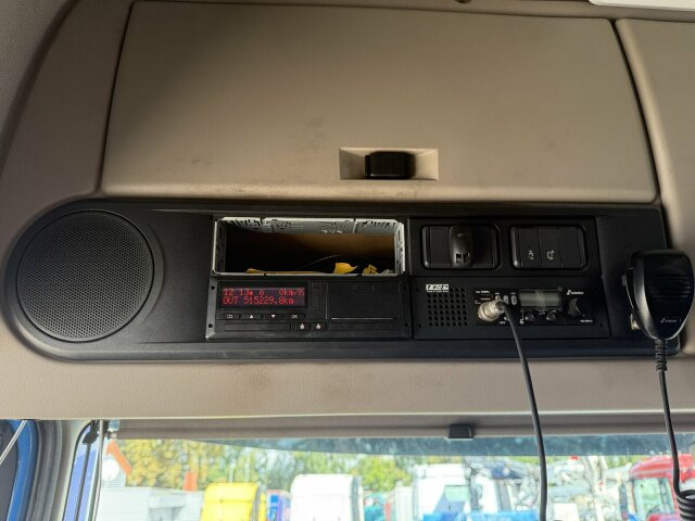 DAF XF 480 Pritsche Kran Palfinger 21000L - Kamion me karroceri të hapur, Kamion me vinç: foto 3 DAF XF 480 Pritsche Kran Palfinger 21000L - Kamion me karroceri të hapur, Kamion me vinç: foto 3