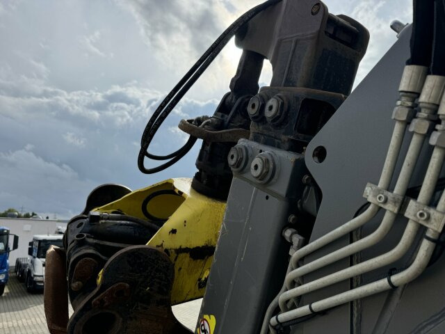 DAF XF 530 6x2 Holztransport Kran PENZ 15Z9.50 - Kamion për transport druri, Kamion me vinç: foto 4 DAF XF 530 6x2 Holztransport Kran PENZ 15Z9.50 - Kamion për transport druri, Kamion me vinç: foto 4