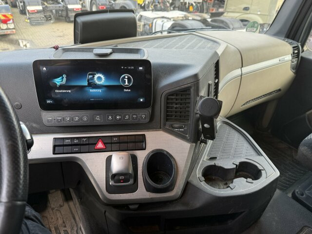 Mercedes-Benz ACTROS 1846 4x4 HAD Euro 6 Kipphydraulik - Gjysmë-kamion: foto 3 Mercedes-Benz ACTROS 1846 4x4 HAD Euro 6 Kipphydraulik - Gjysmë-kamion: foto 3