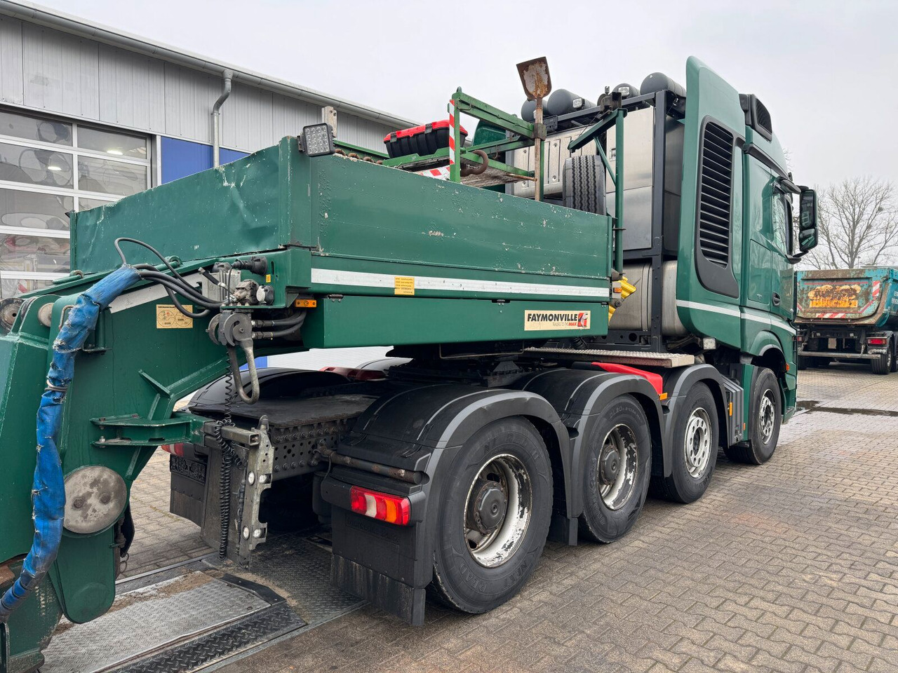 Mercedes-Benz ACTROS 4163 8x4 Schwerlast +Tieflader 4+2 *83 T - Gjysmë-kamion: foto 5 Mercedes-Benz ACTROS 4163 8x4 Schwerlast +Tieflader 4+2 *83 T - Gjysmë-kamion: foto 5