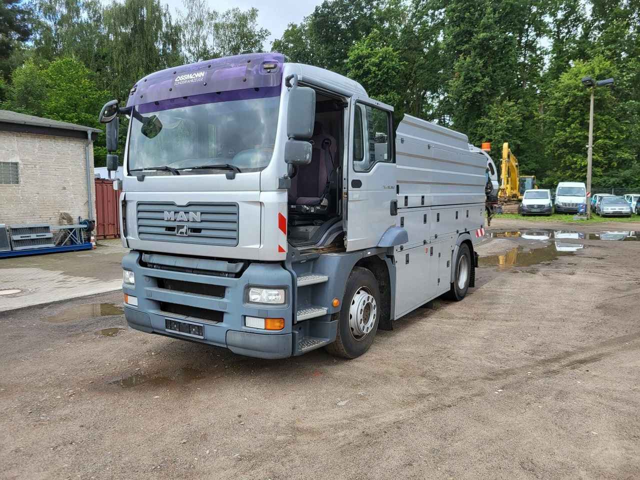 MAN TGA 18.360 4x2 HD-Kanalreiniger ASSMANN 6500 L - Kamion me vakuum: foto 2 MAN TGA 18.360 4x2 HD-Kanalreiniger ASSMANN 6500 L - Kamion me vakuum: foto 2