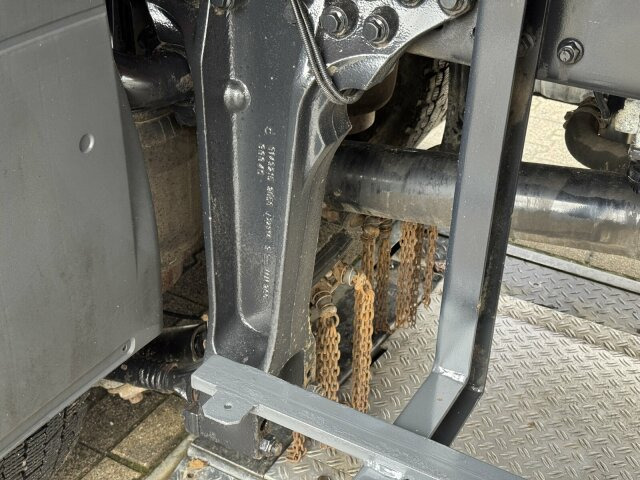 MAN TGS 28.400 6x4-4 Kipper Kran Palfinger PK9002 - Kamion vetëshkarkues, Kamion me vinç: foto 4 MAN TGS 28.400 6x4-4 Kipper Kran Palfinger PK9002 - Kamion vetëshkarkues, Kamion me vinç: foto 4