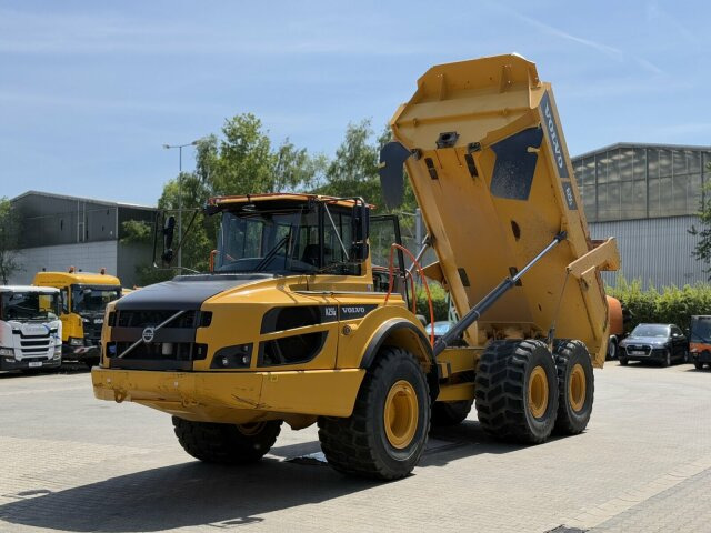 Volvo A25G Dumper 22,7 Ton 2.957 Stunden - Makineri ndërtimi: foto 4 Volvo A25G Dumper 22,7 Ton 2.957 Stunden - Makineri ndërtimi: foto 4
