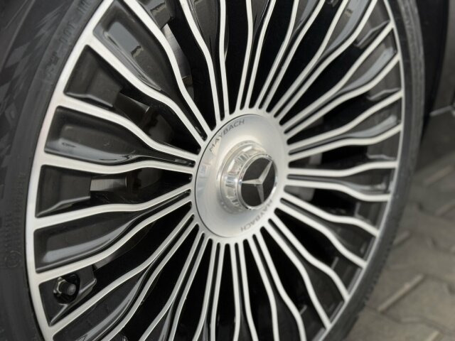 Maybach Mercedes Benz S680 Maybach V12 High-End -Paket - Sedan: foto 2 Maybach Mercedes Benz S680 Maybach V12 High-End -Paket - Sedan: foto 2