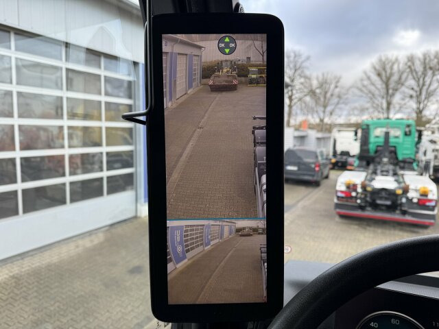 Mercedes-Benz ACTROS 2543 6x2 Wechselaufbau BDF AHK 2 Betten - Transportjer kontejnerësh/ Kamion me karroceri të çmontueshme: foto 4 Mercedes-Benz ACTROS 2543 6x2 Wechselaufbau BDF AHK 2 Betten - Transportjer kontejnerësh/ Kamion me karroceri të çmontueshme: foto 4