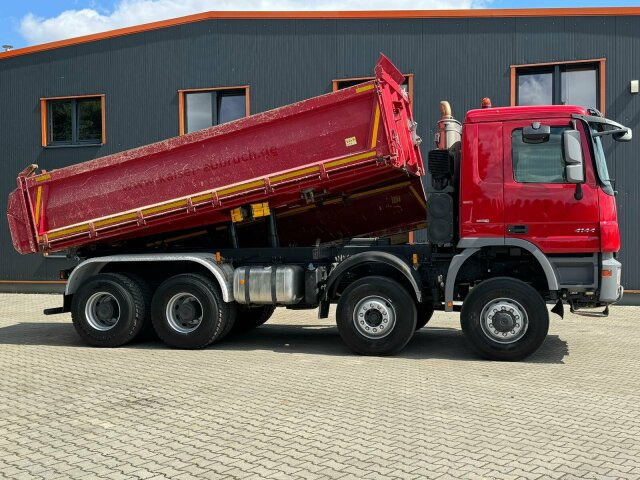 Mercedes-Benz ACTROS 4144 8x6 EURO5 Kipper mit Bordmatik - Kamion vetëshkarkues: foto 2 Mercedes-Benz ACTROS 4144 8x6 EURO5 Kipper mit Bordmatik - Kamion vetëshkarkues: foto 2