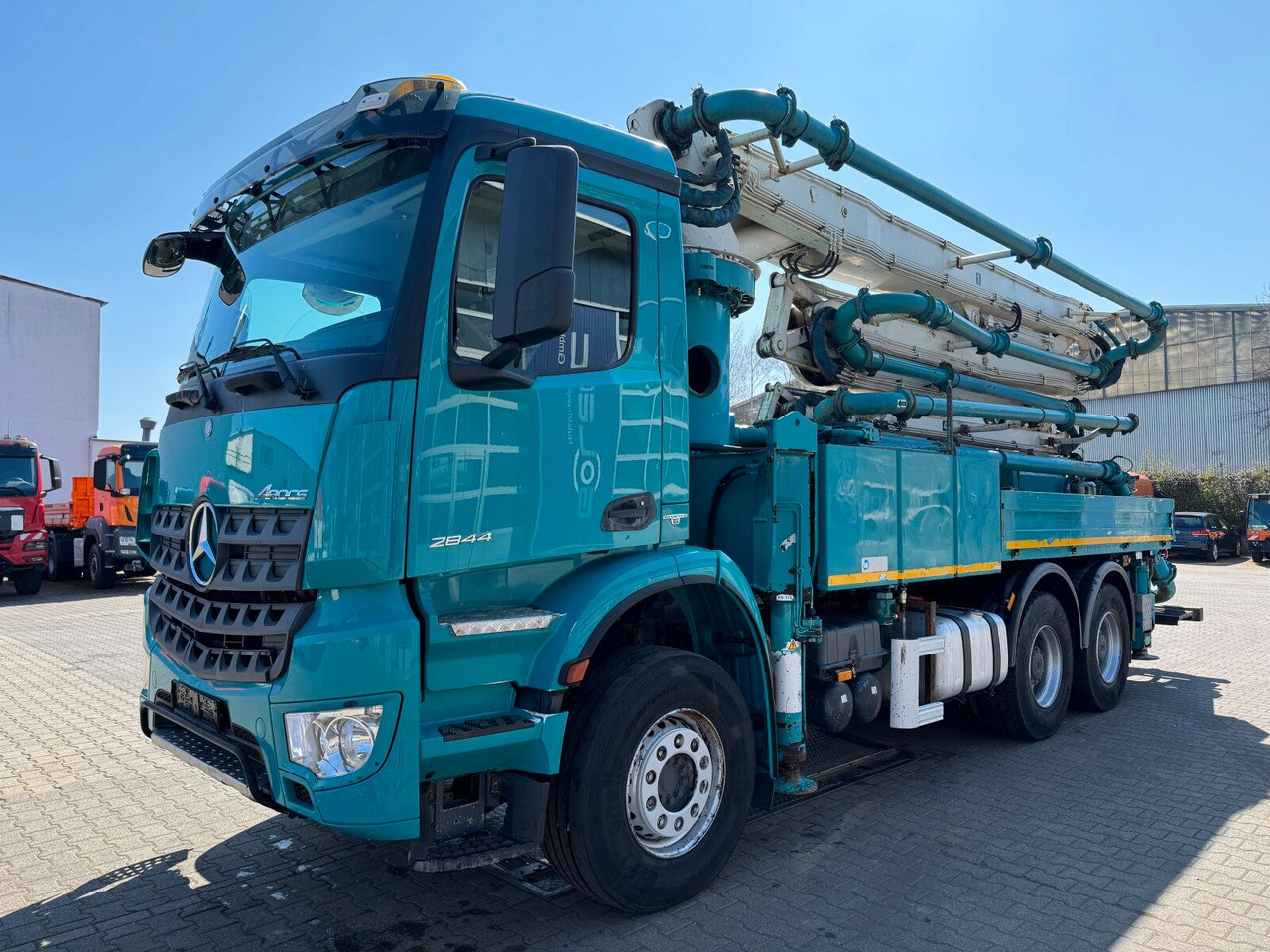 Mercedes-Benz AROCS 2844 6x4 Euro 6 Betonpumpe SERMAC 5Z33 - Pompë betoni: foto 2 Mercedes-Benz AROCS 2844 6x4 Euro 6 Betonpumpe SERMAC 5Z33 - Pompë betoni: foto 2