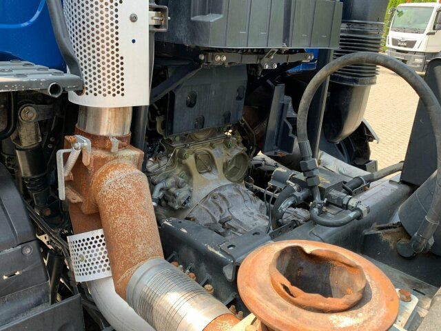 Mercedes-Benz AROCS 4145 8x8 EURO6 Muldenkipper TOP! - Kamion vetëshkarkues: foto 5 Mercedes-Benz AROCS 4145 8x8 EURO6 Muldenkipper TOP! - Kamion vetëshkarkues: foto 5