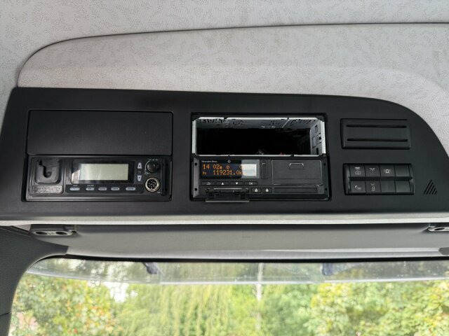 Mercedes-Benz AROCS 4145 8x8 Meiller Muldenkipper - Kamion vetëshkarkues: foto 5 Mercedes-Benz AROCS 4145 8x8 Meiller Muldenkipper - Kamion vetëshkarkues: foto 5