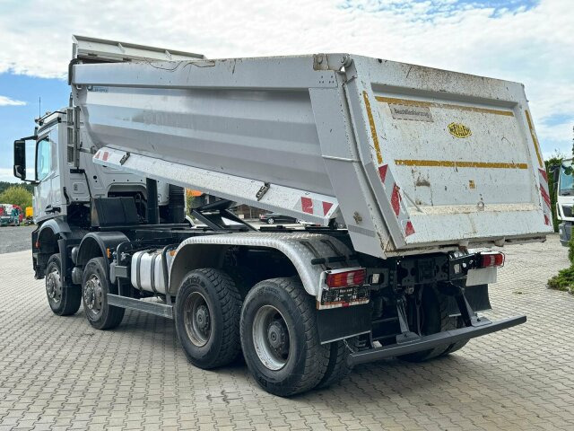 Mercedes-Benz AROCS 4145 8x8 Meiller Muldenkipper - Kamion vetëshkarkues: foto 4 Mercedes-Benz AROCS 4145 8x8 Meiller Muldenkipper - Kamion vetëshkarkues: foto 4