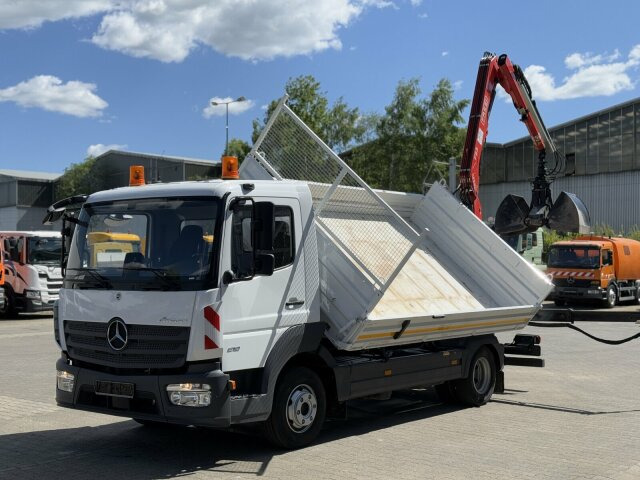 Mercedes-Benz ATEGO 818 4x2 Euro 6 Kipper Kran FASSI F65B.0.22 - Kamioncine vetëshkarkuese: foto 4 Mercedes-Benz ATEGO 818 4x2 Euro 6 Kipper Kran FASSI F65B.0.22 - Kamioncine vetëshkarkuese: foto 4