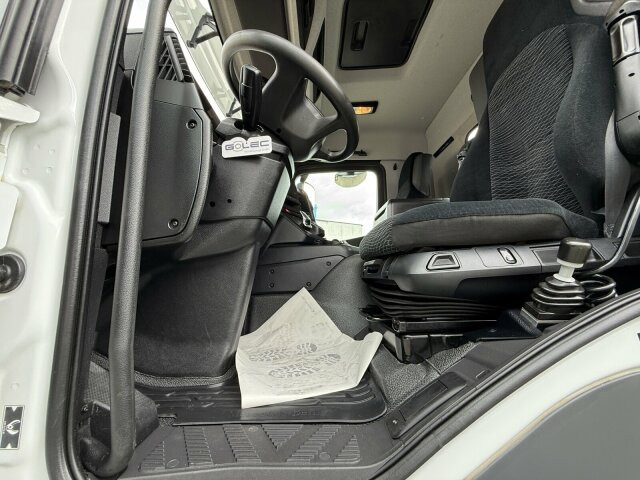 Mercedes-Benz Arocs 4145 8x8 Muldenkipper MEILLER - Kamion vetëshkarkues: foto 5 Mercedes-Benz Arocs 4145 8x8 Muldenkipper MEILLER - Kamion vetëshkarkues: foto 5