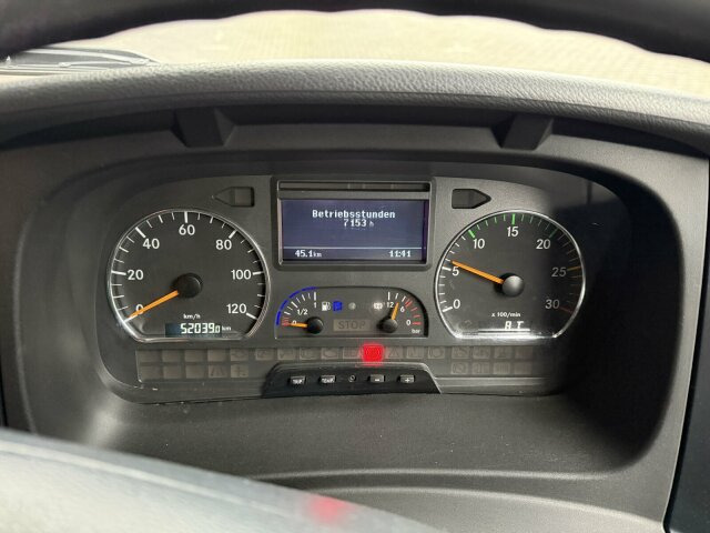 Mercedes-Benz Atego Kehrmaschine BUCHER CITYFANT 5000 - Makinë fshirëse për rrugët: foto 2 Mercedes-Benz Atego Kehrmaschine BUCHER CITYFANT 5000 - Makinë fshirëse për rrugët: foto 2