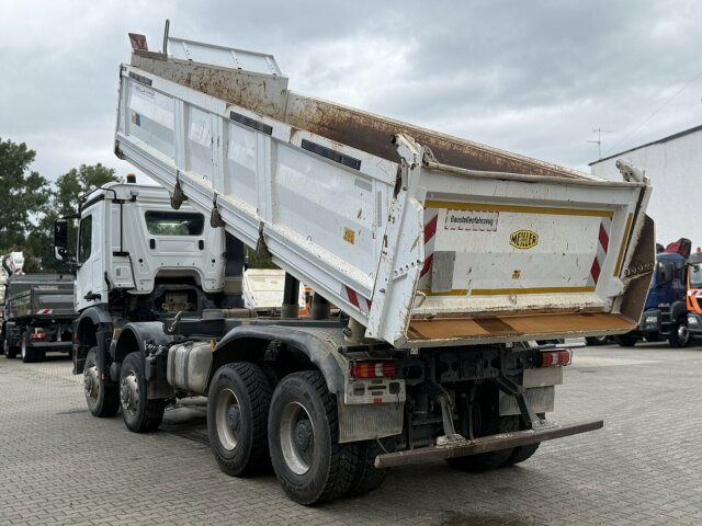 Mercedes-Benz Meiler Dreiseitenkipper Bordmatik - Kamion vetëshkarkues: foto 4 Mercedes-Benz Meiler Dreiseitenkipper Bordmatik - Kamion vetëshkarkues: foto 4