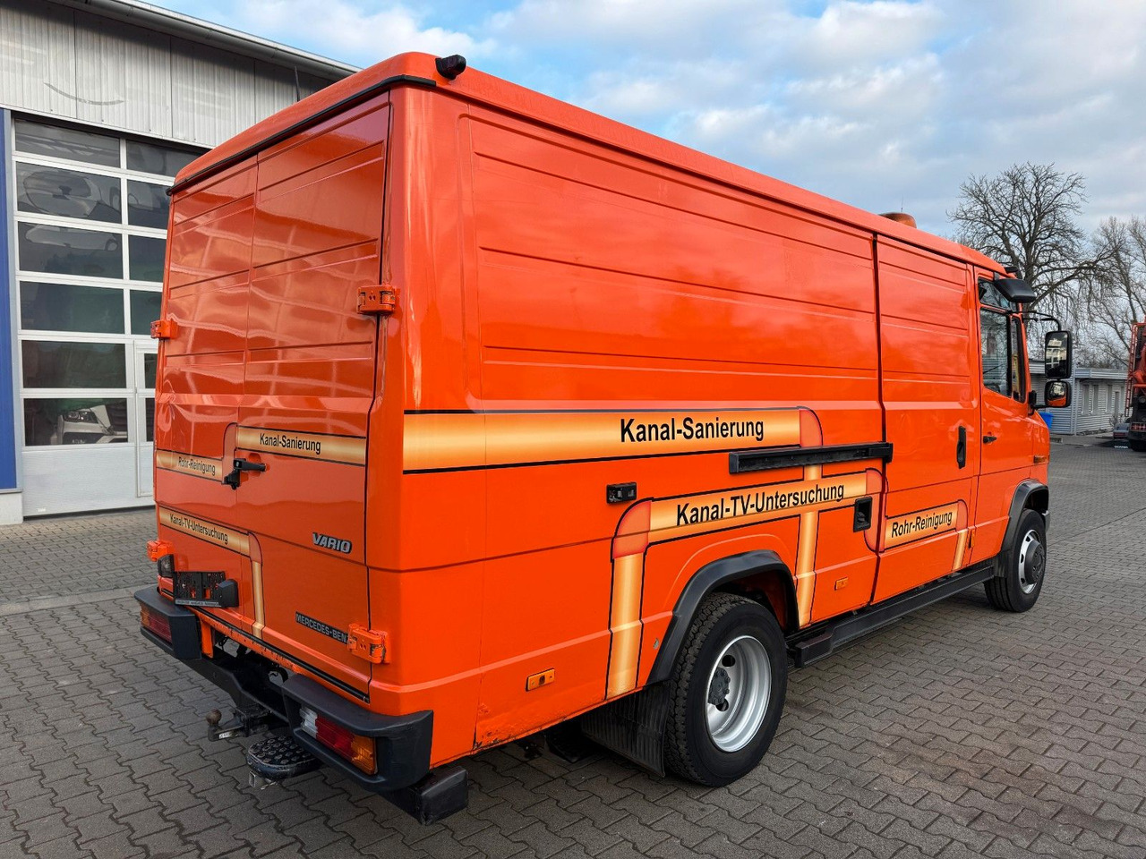 Mercedes-Benz Vario 818D Kanalreiniger Rockstroh Drain Jet 100 - Kamion me vakuum: foto 4 Mercedes-Benz Vario 818D Kanalreiniger Rockstroh Drain Jet 100 - Kamion me vakuum: foto 4