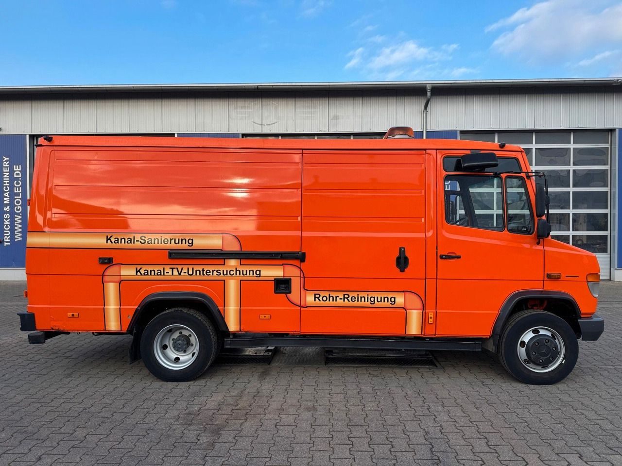 Mercedes-Benz Vario 818D Kanalreiniger Rockstroh Drain Jet 100 - Kamion me vakuum: foto 3 Mercedes-Benz Vario 818D Kanalreiniger Rockstroh Drain Jet 100 - Kamion me vakuum: foto 3