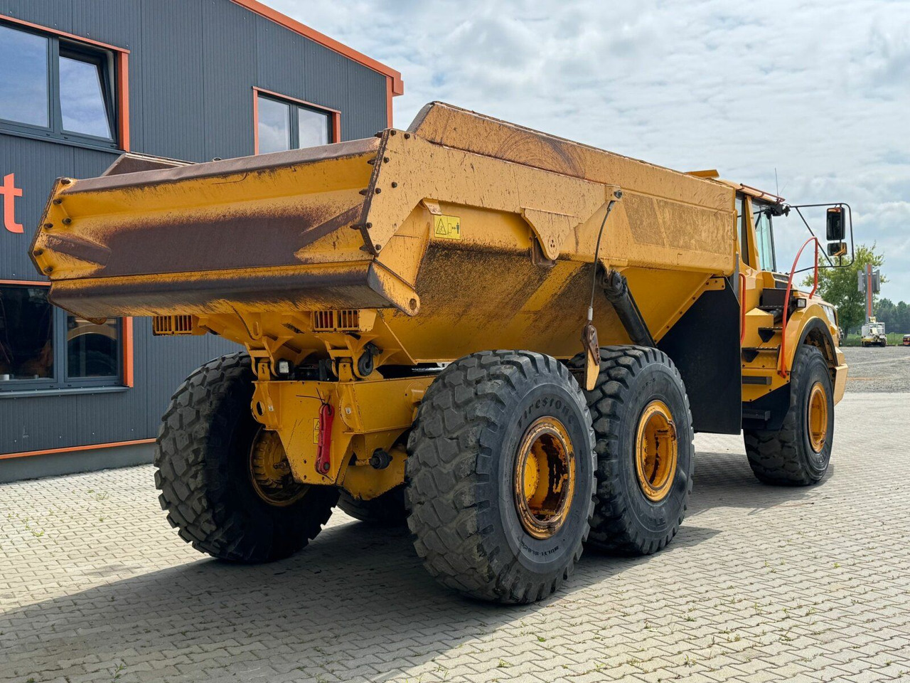 Volvo A25G Dumper 22,5 Ton 11.361 Stunden Volvo A25G Dumper 22,5 Ton 11.361 Stunden - Kamion vetëshkarkues: foto 5 Volvo A25G Dumper 22,5 Ton 11.361 Stunden Volvo A25G Dumper 22,5 Ton 11.361 Stunden - Kamion vetëshkarkues: foto 5