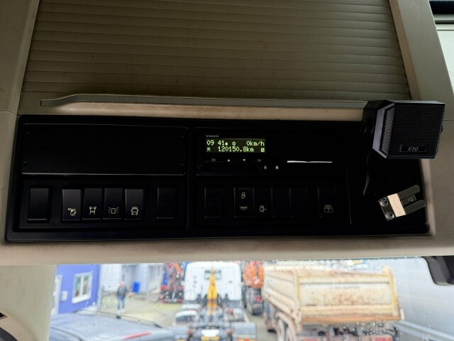 Volvo FH 510 8x4 Holztransporter Kran PENZ *Anhänger - Kamion për transport druri, Kamion me vinç: foto 3 Volvo FH 510 8x4 Holztransporter Kran PENZ *Anhänger - Kamion për transport druri, Kamion me vinç: foto 3