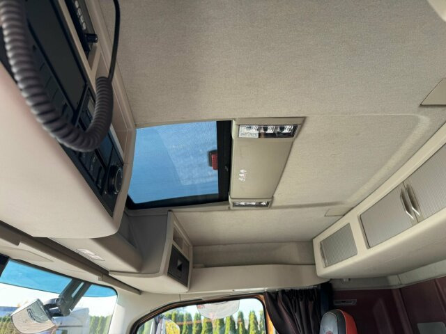 Volvo FH16 750 8X4 Holztransport Alukar TOP! - Kamion për transport druri: foto 4 Volvo FH16 750 8X4 Holztransport Alukar TOP! - Kamion për transport druri: foto 4