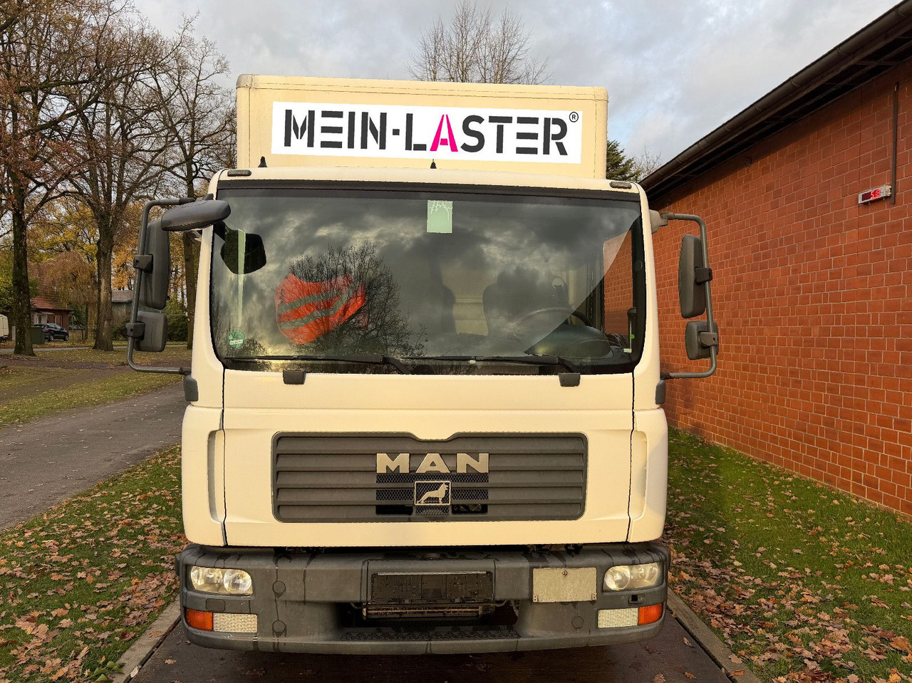 MAN TGL 8.180 Ladebordwand 3 Sitzer - Kamioncine me kontinier: foto 4 MAN TGL 8.180 Ladebordwand 3 Sitzer - Kamioncine me kontinier: foto 4