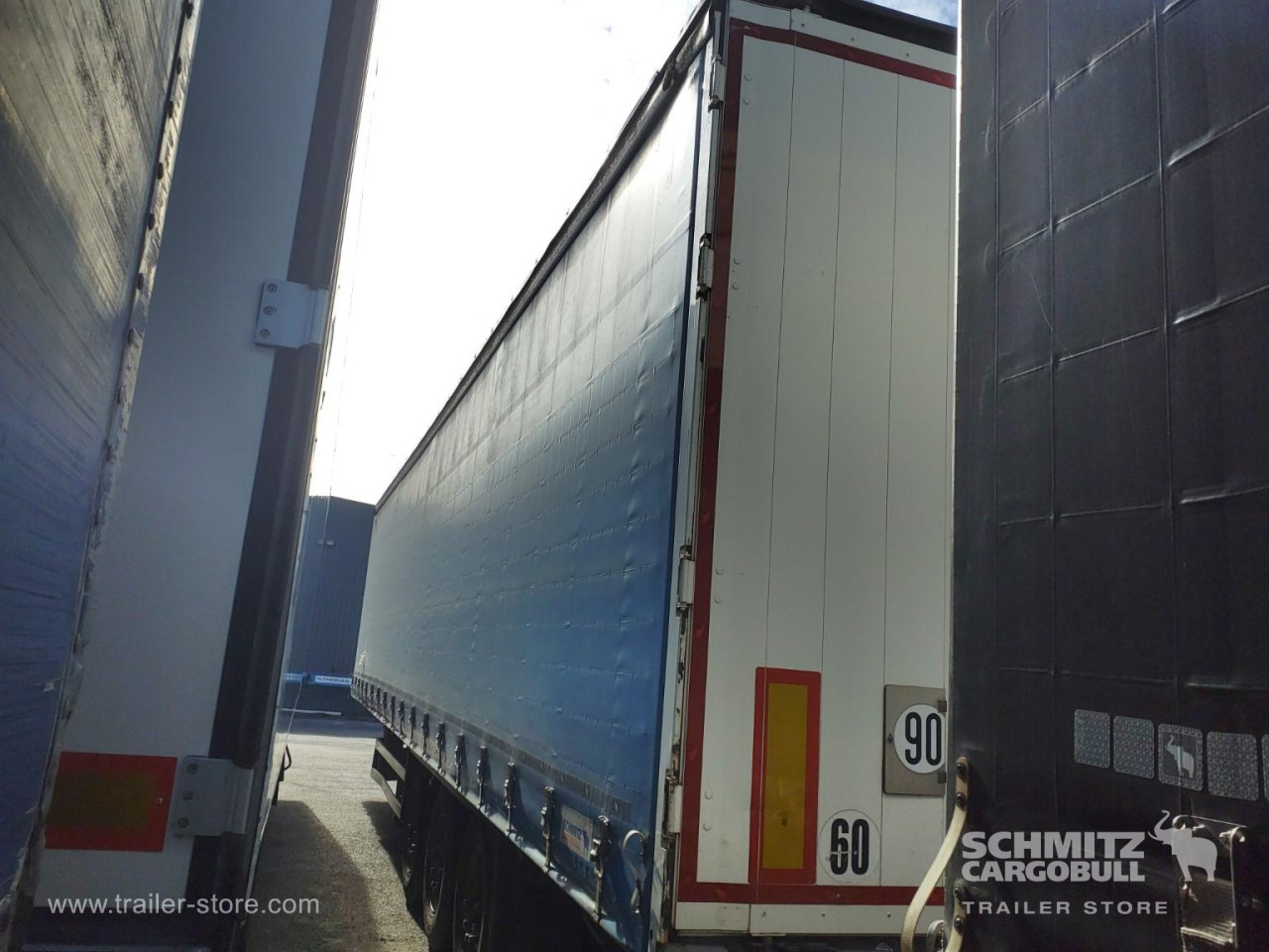 SCHMITZ Curtainsider Standard - Gjysmë rimorkio me tendë: foto 2 SCHMITZ Curtainsider Standard - Gjysmë rimorkio me tendë: foto 2
