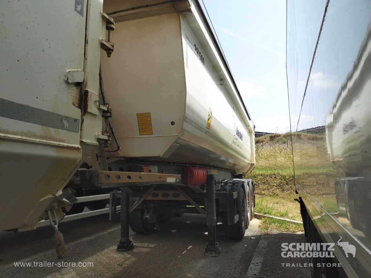 SCHMITZ Tipper Steel half pipe body 24m³ - Gjysmë rimorkio vetëshkarkuese: foto 4 SCHMITZ Tipper Steel half pipe body 24m³ - Gjysmë rimorkio vetëshkarkuese: foto 4