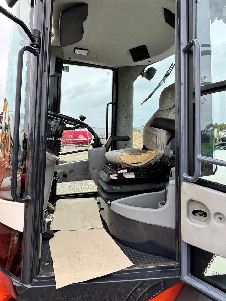 Terex SKL844/ TL100 - Fadrom me goma: foto 5 Terex SKL844/ TL100 - Fadrom me goma: foto 5