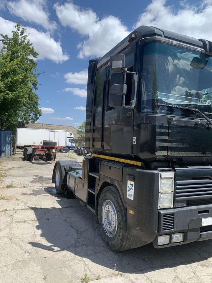RENAULT Magnum 430 - Gjysmë-kamion: foto 3 RENAULT Magnum 430 - Gjysmë-kamion: foto 3
