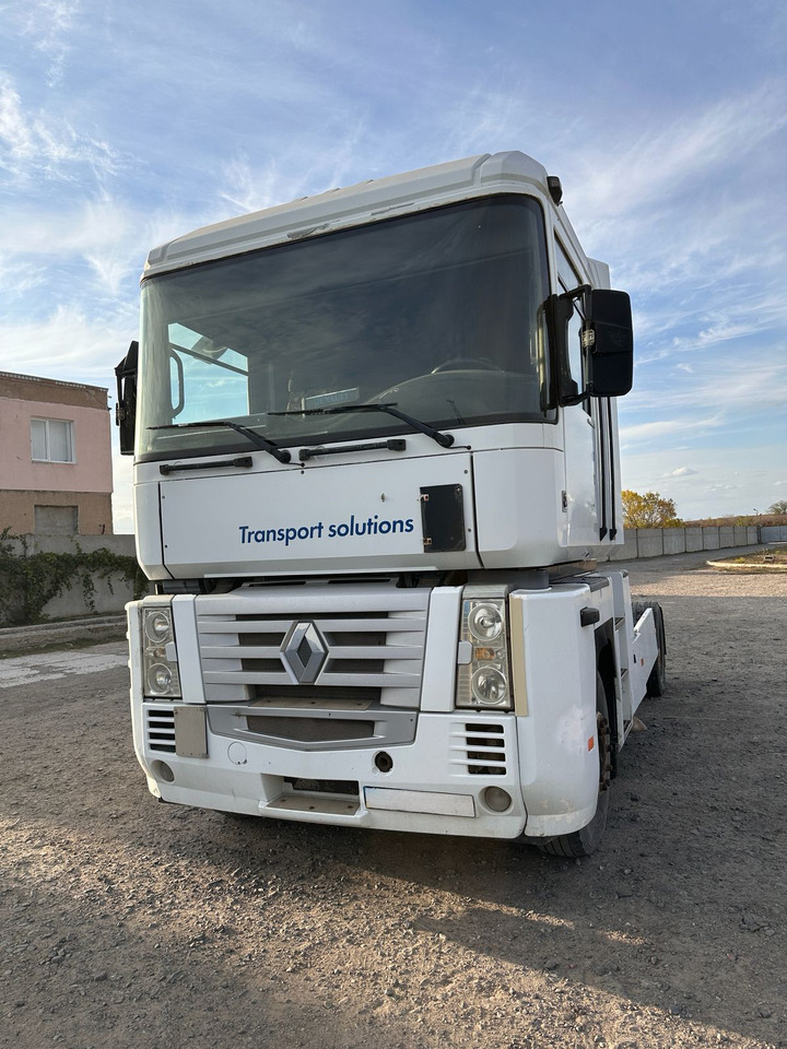 RENAULT Magnum 440 | ID1641S - Gjysmë-kamion: foto 1 RENAULT Magnum 440 | ID1641S - Gjysmë-kamion: foto 1