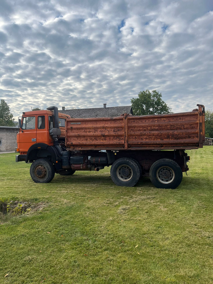 IVECO Magirus 260-30 - Kamion vetëshkarkues: foto 4 IVECO Magirus 260-30 - Kamion vetëshkarkues: foto 4