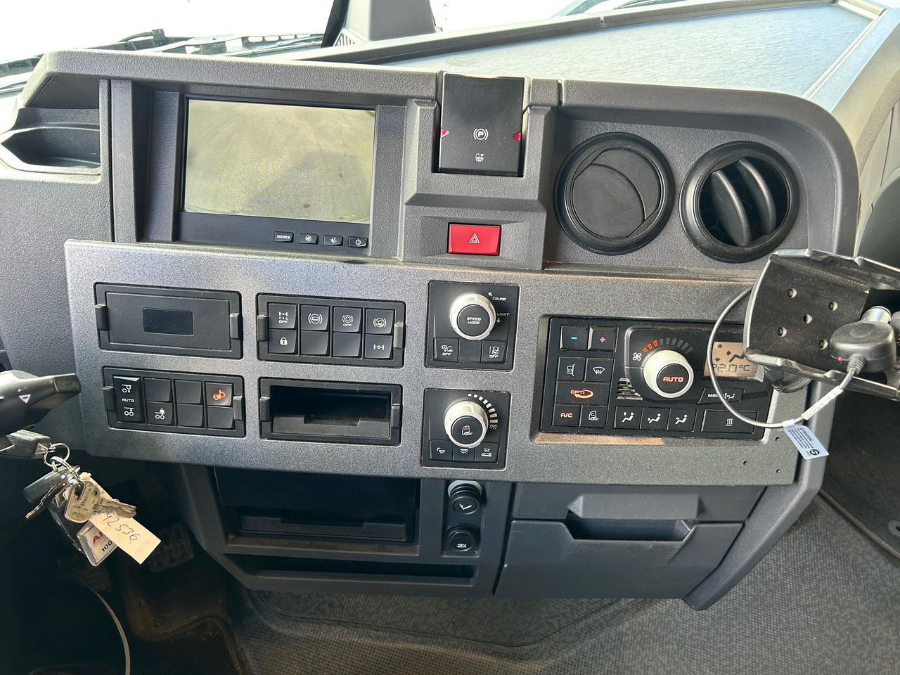 Kamion vagonetë RENAULT T520: foto 23 Kamion vagonetë RENAULT T520: foto 23