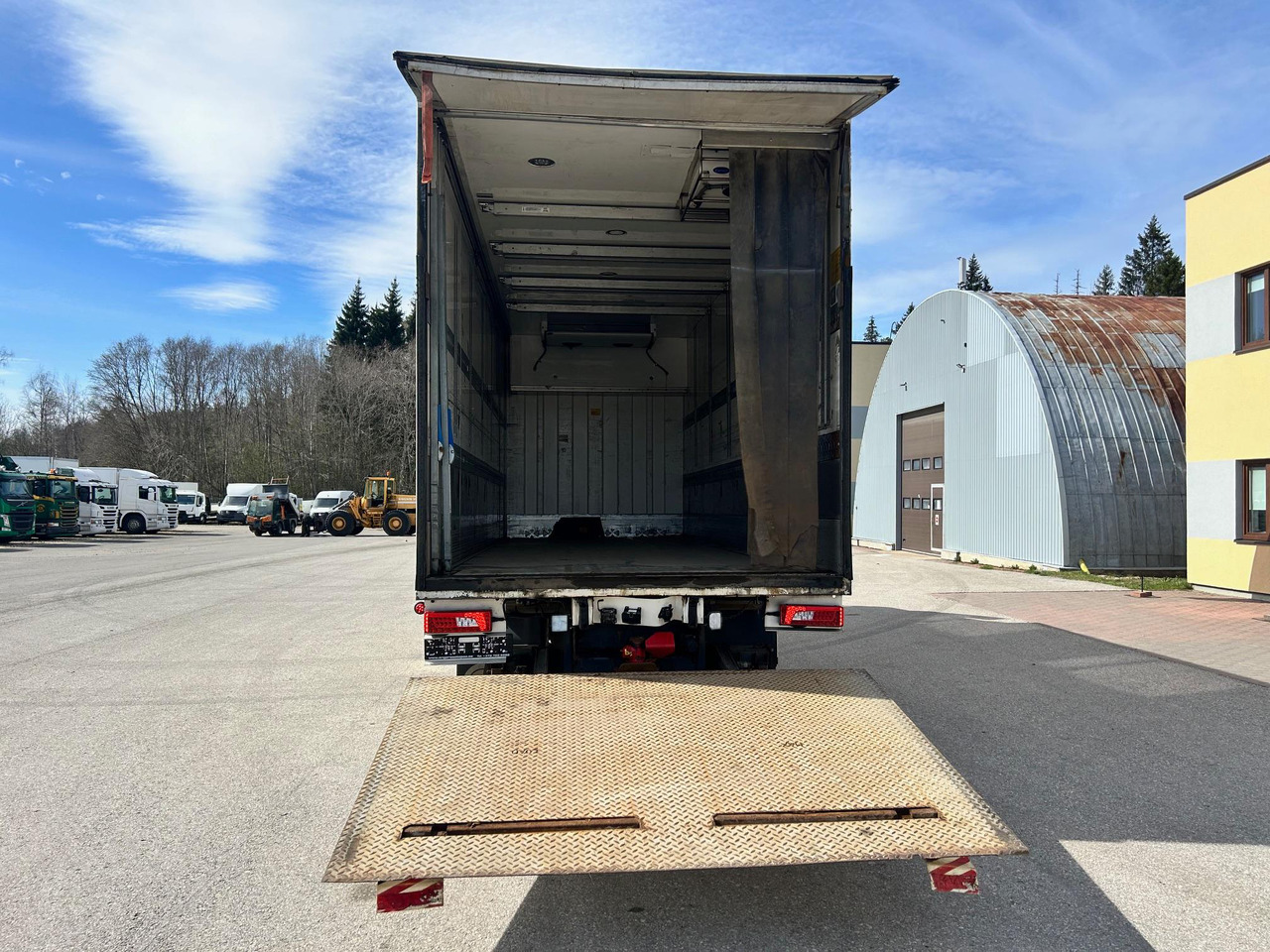 Kamion frigorifer SCANIA G490: foto 8 Kamion frigorifer SCANIA G490: foto 8