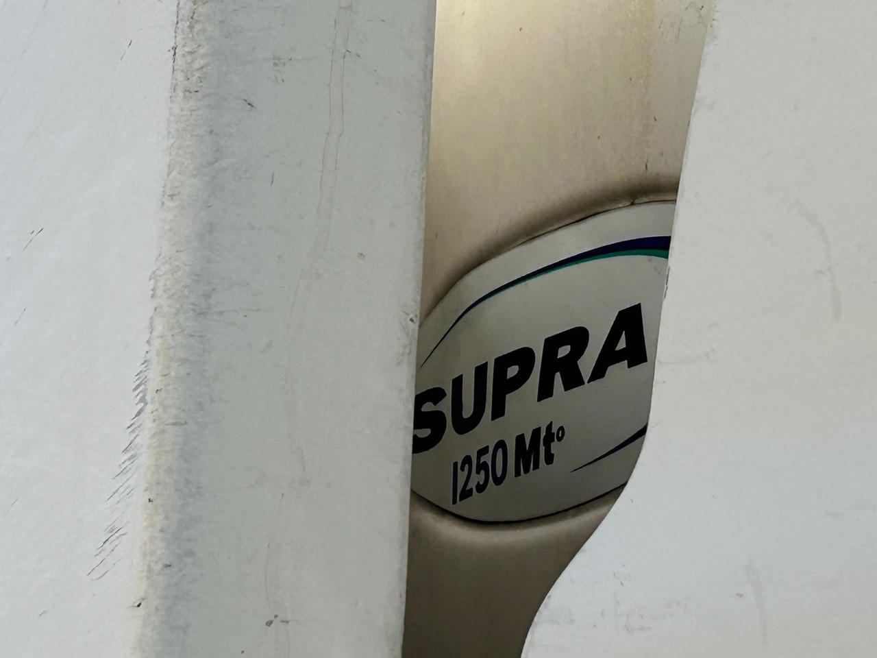 Kamion frigorifer SCANIA G490: foto 13 Kamion frigorifer SCANIA G490: foto 13