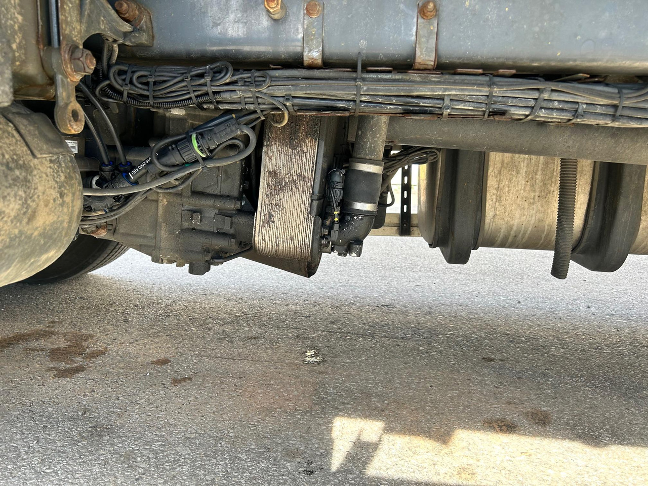 Kamion frigorifer SCANIA G490: foto 15 Kamion frigorifer SCANIA G490: foto 15