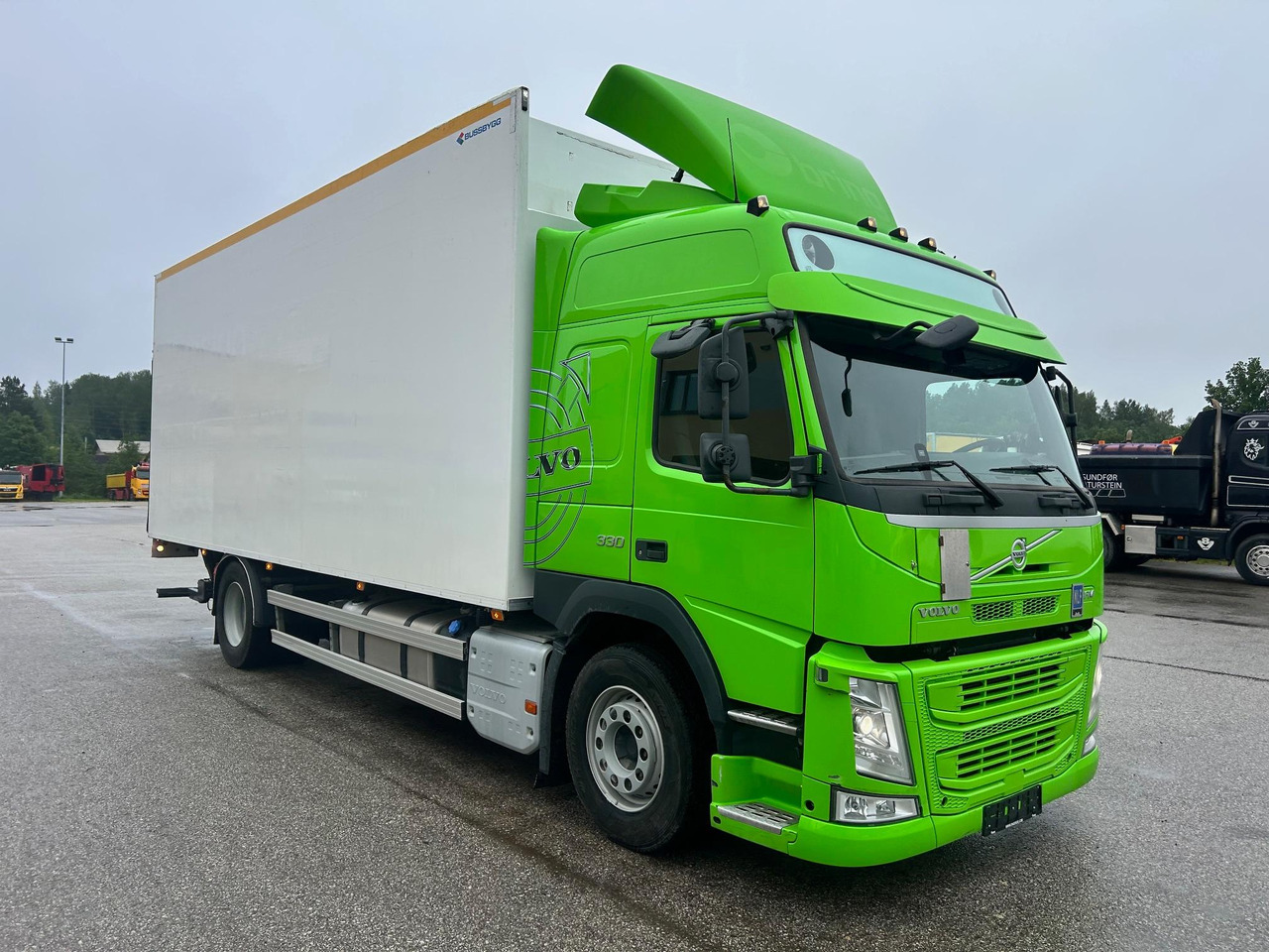 VOLVO FM330 - Kamion vagonetë: foto 1 VOLVO FM330 - Kamion vagonetë: foto 1