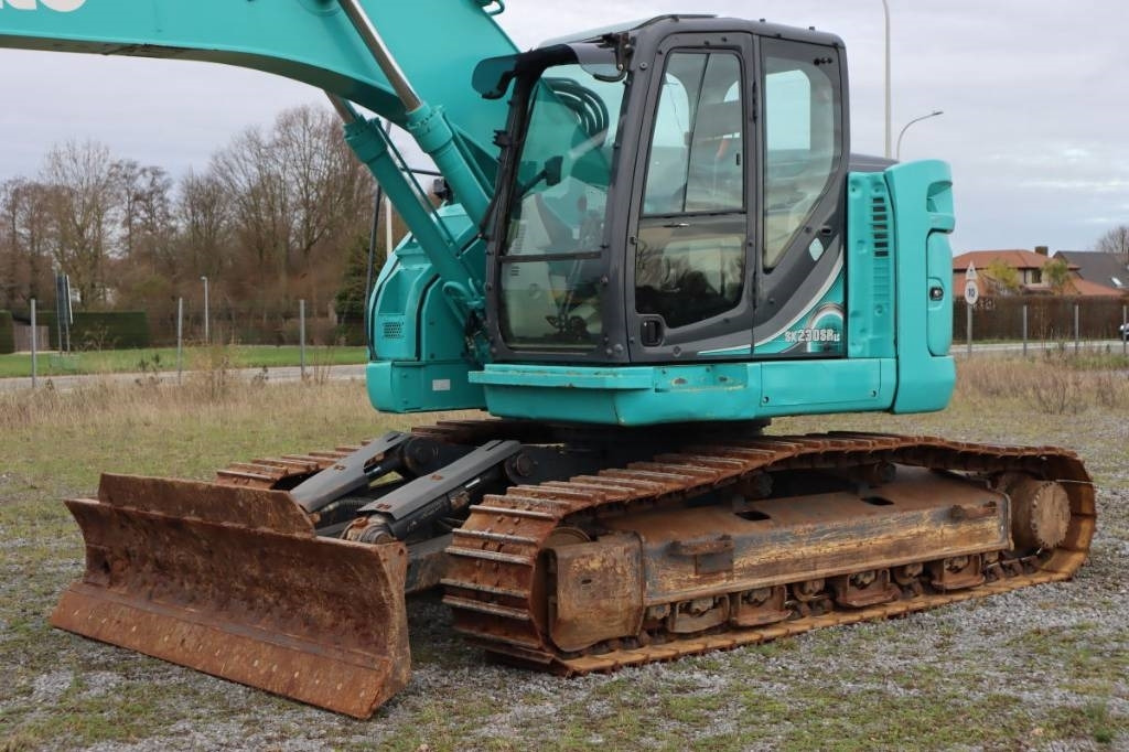 Kobelco SK 230 SR LC - Ekskavator me zinxhirë: foto 2 Kobelco SK 230 SR LC - Ekskavator me zinxhirë: foto 2