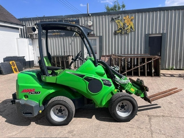 Avant M530 - Ngarkues i artikuluar: foto 1 Avant M530 - Ngarkues i artikuluar: foto 1