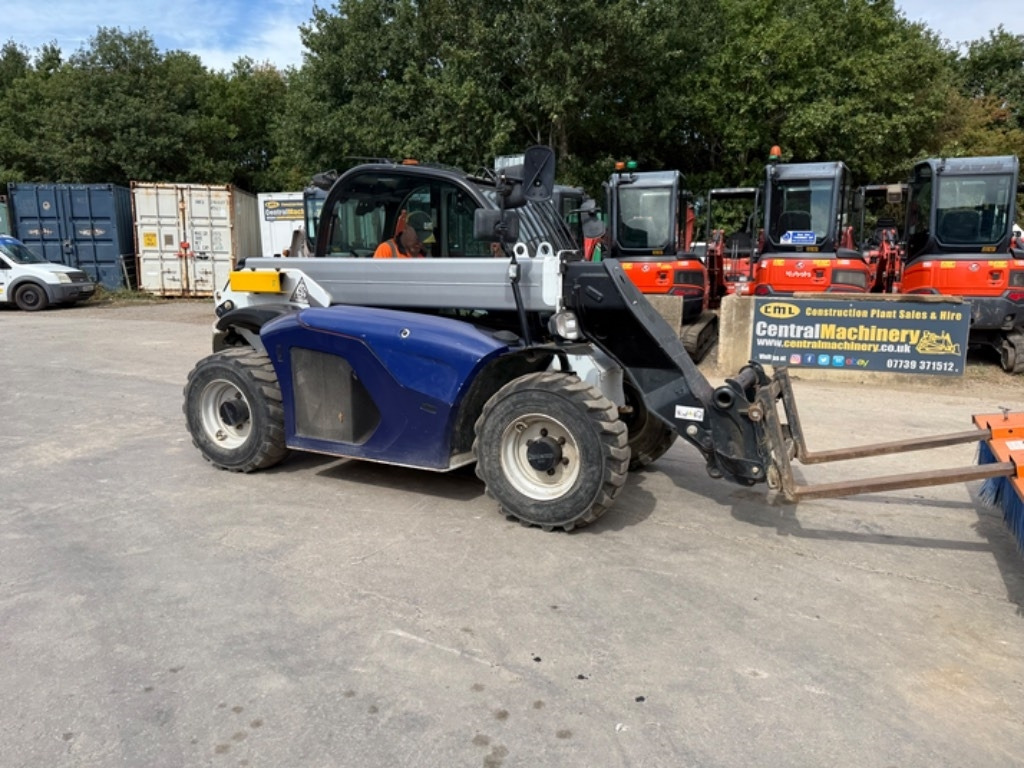 Manitou MT 420 H - Ekskavator teleskopik: foto 4 Manitou MT 420 H - Ekskavator teleskopik: foto 4